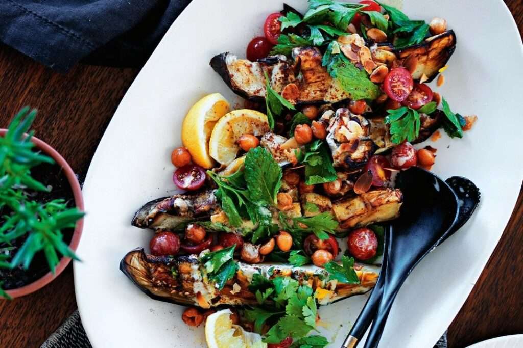 Рецепт салата с баклажанами, помидорами и кинзой
